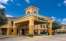 Quality Inn & Suites Гранбери Exterior photo