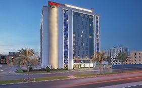 Отель Hampton By Hilton Dubai Airport Exterior photo