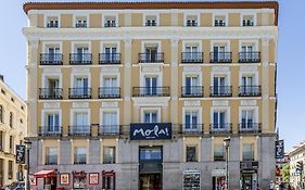 Mola Hostel Мадрид Exterior photo