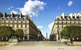 Отель The Westin Paris - Vendome Exterior photo