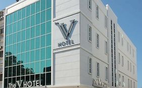 The V Hotel Куантан Exterior photo