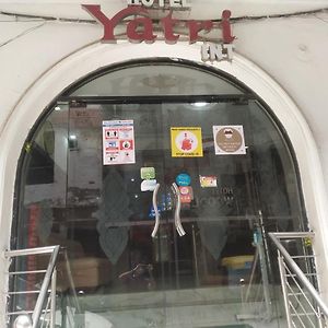 Hotel Yatri International Нью-Дели Exterior photo