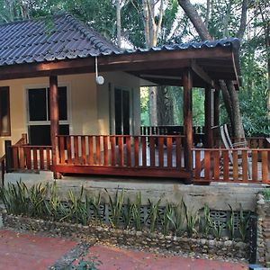 Baan Maka Nature Lodge Кенг-Крачан Exterior photo