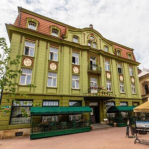 Grand Hotel Praha Йичин Exterior photo
