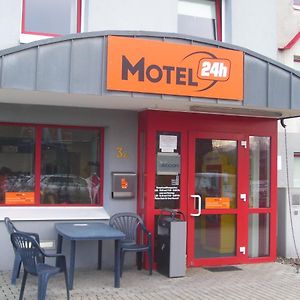 Motel 24H Berlin Людвигсфельде Exterior photo