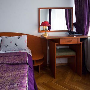 Отель Гетман Львов Room photo