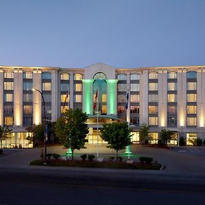Holiday Inn & Suites Montreal Airport Дорваль Exterior photo