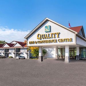 Quality Inn & Conference Centre Ориллия Exterior photo