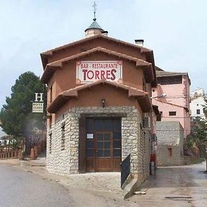 Hotel- Restaurante Torres Торрес-де-Альбаррасин Exterior photo
