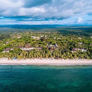 Diani Reef Beach Resort & Spa Диани-Бич Exterior photo