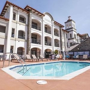 La Quinta Inn & Suites By Wyndham Санта-Крус Exterior photo