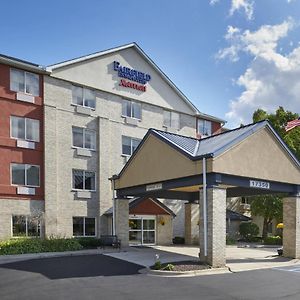Fairfield Inn & Suites Detroit Ливония Exterior photo