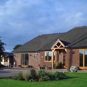 Bed and Breakfast Dove Meadow Denstone Exterior photo