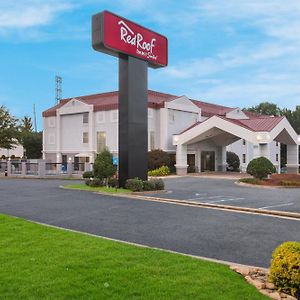 Red Roof Inn & Suites Ньюнен Exterior photo