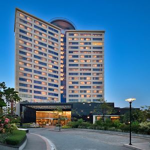 Kochi Marriott Hotel Exterior photo