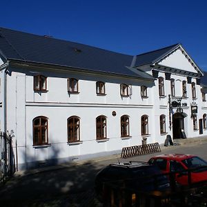 Отель Marsovska Rychta Нове-Место-на-Мораве Exterior photo
