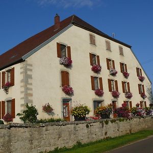 Bed and Breakfast Le P'Tit Bonheur Chilly-sur-Salins Exterior photo