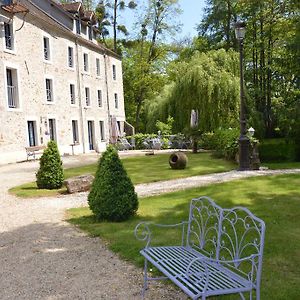 Bed and Breakfast Le Moulin De Pommeuse Exterior photo