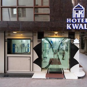 Hotel Kwality Нью-Дели Exterior photo