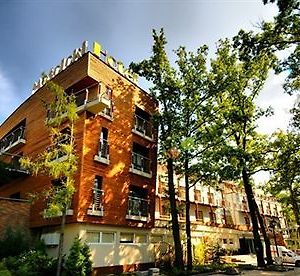 Hotel Moscicki Шпала Exterior photo