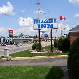 Hillside Inn Пемброк Exterior photo