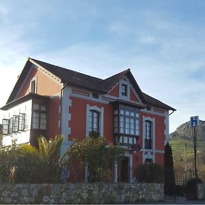 Hotel Asturias Арриондас Exterior photo