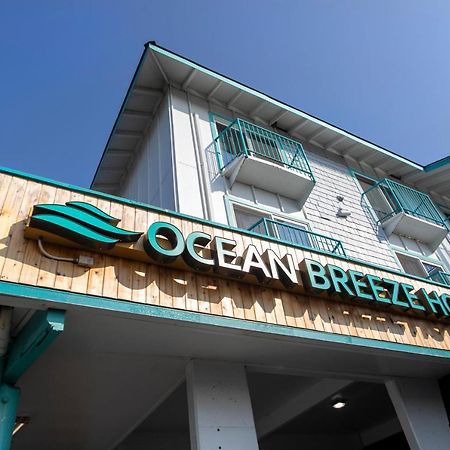 Oyo Ocean Breeze Hotel At Линкольн-Сити Экстерьер фото