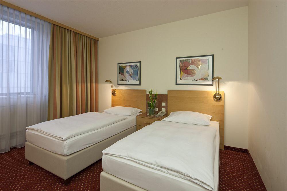 Austria Trend Hotel Salzburg West Номер фото