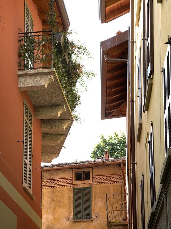 Nene-Il Vicolo Apartments And Rooms Белладжо Номер фото
