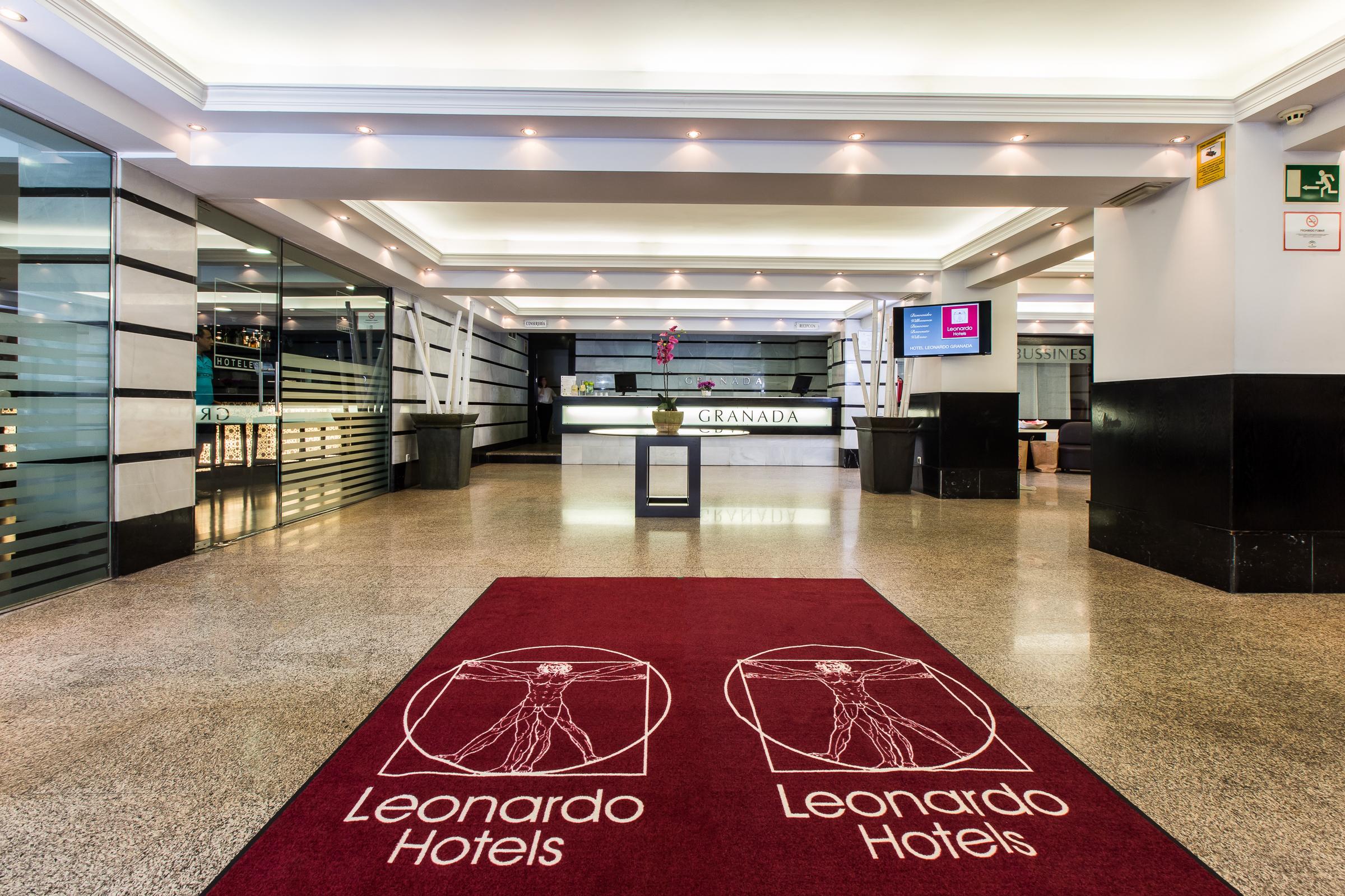 Leonardo Hotel Гранада Экстерьер фото
