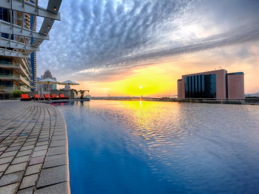 Tamani Marina Hotel & Apartments Дубай Экстерьер фото