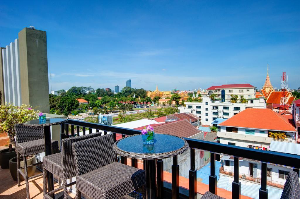 Apsor Palace Hotel Пномпень Экстерьер фото