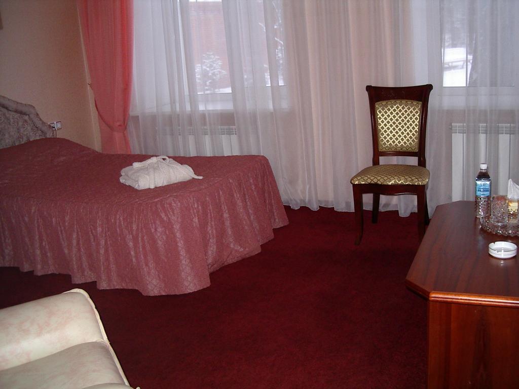 Imperatorskiy Palace Hotel Хабаровск Номер фото