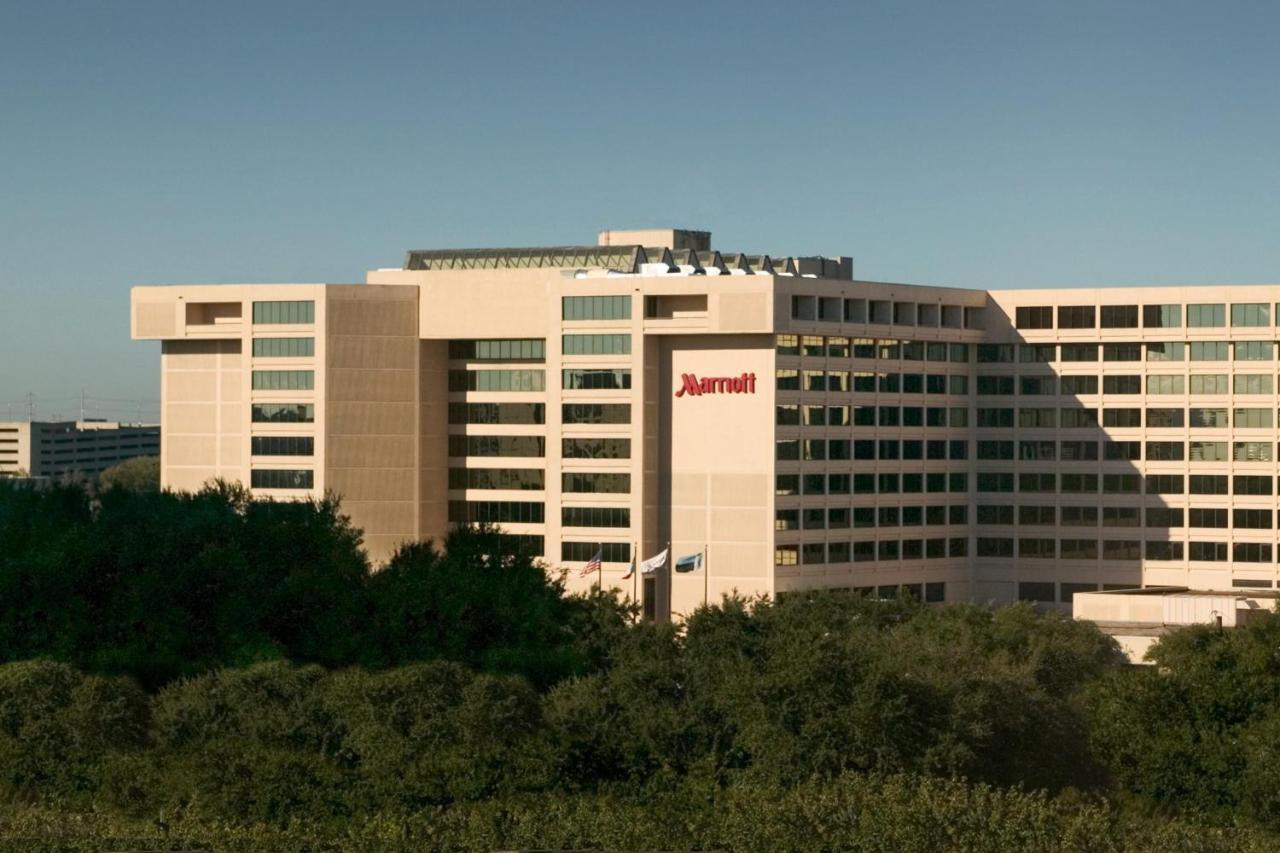 Отель Houston Marriott Westchase Экстерьер фото