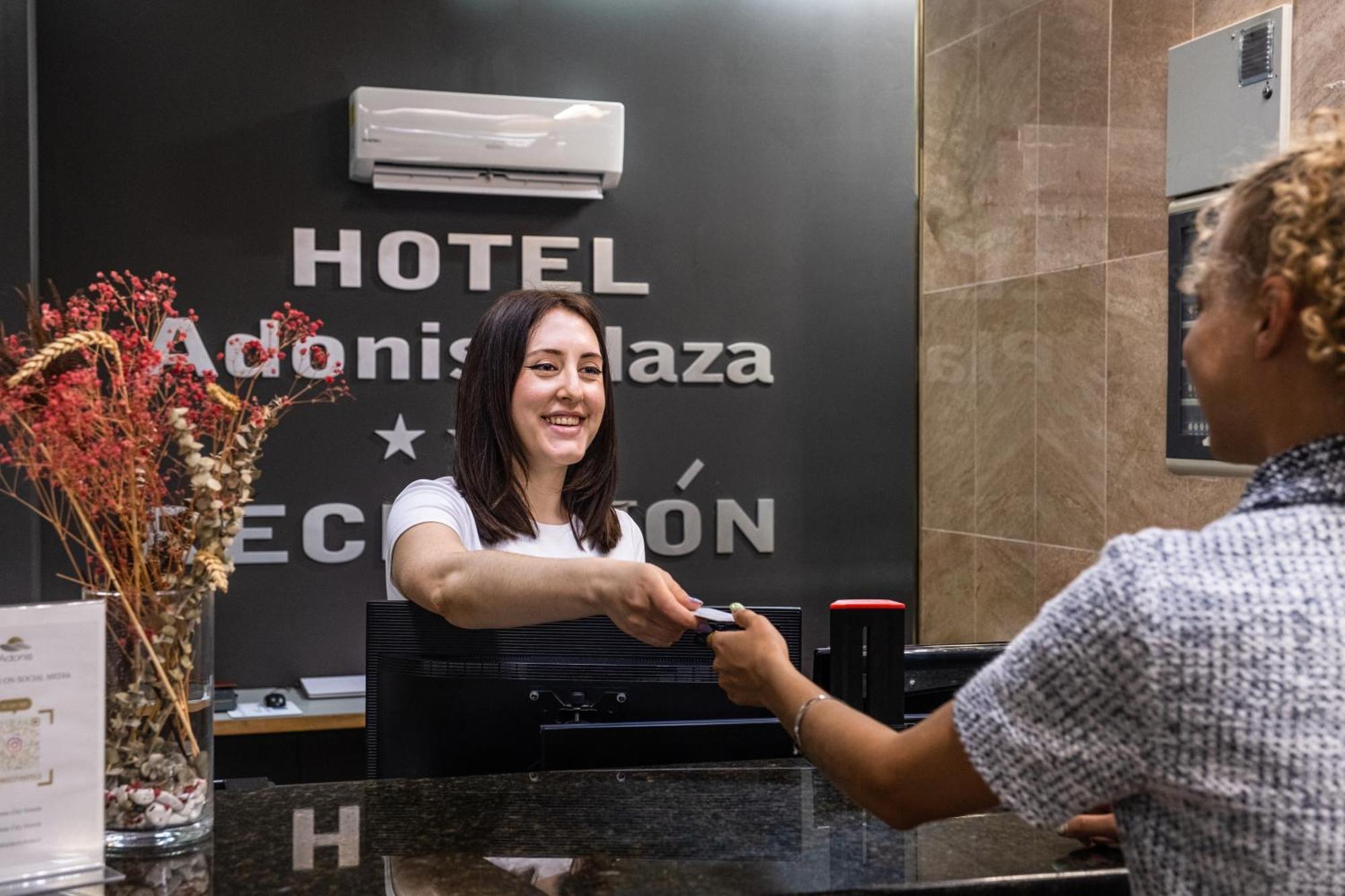 Hotel Adonis Plaza Санта-Крус-де-Тенерифе Экстерьер фото