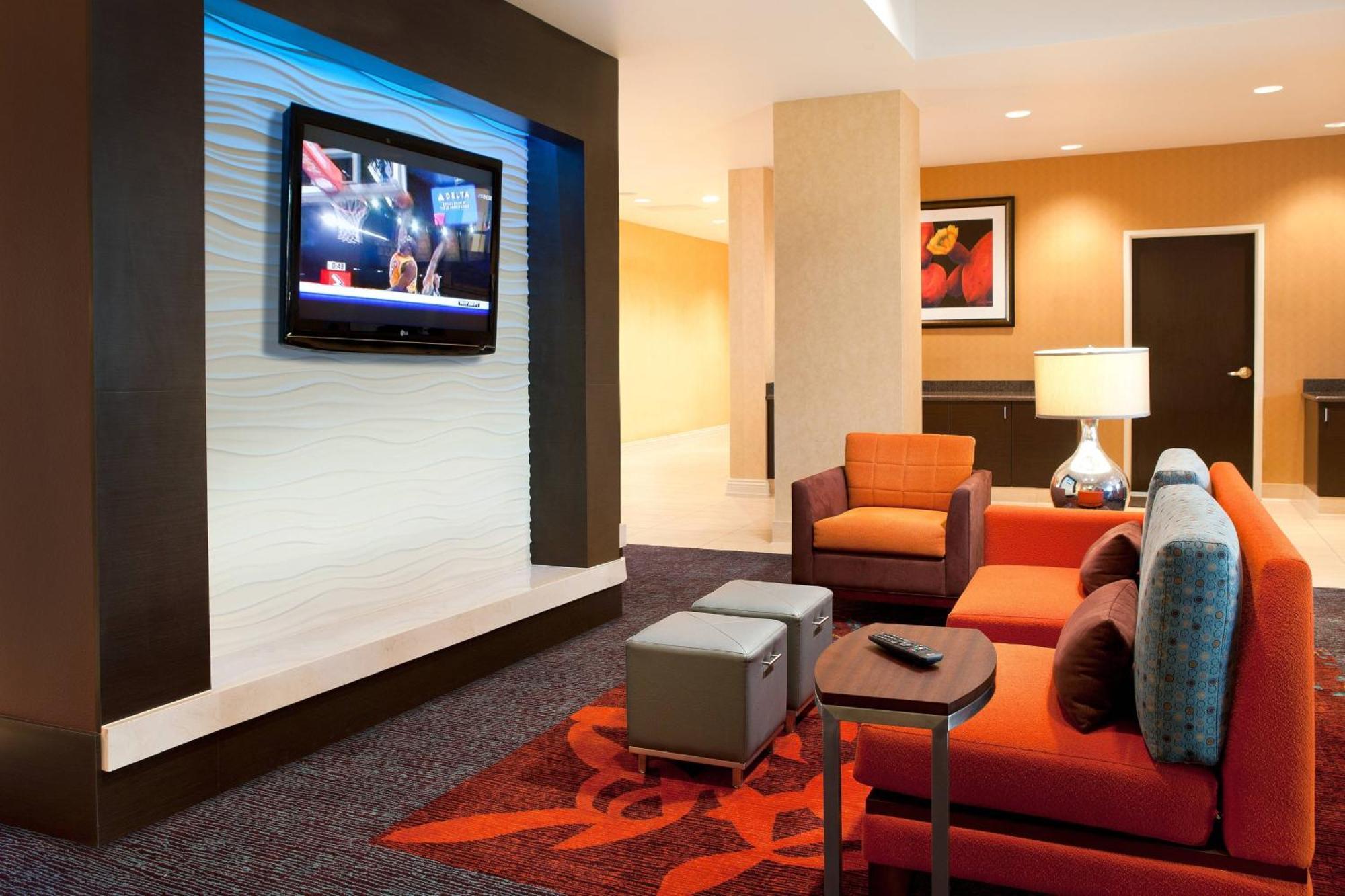 Residence Inn By Marriott Las Vegas Hughes Center Экстерьер фото