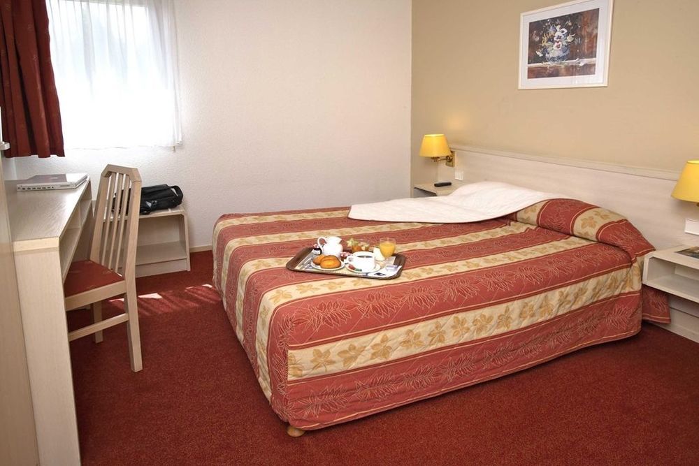Comfort Hotel Lille Lomme Номер фото