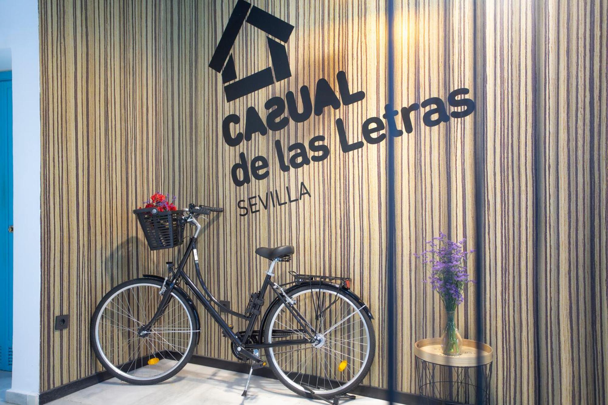 Casual De Las Letras Sevilla Экстерьер фото