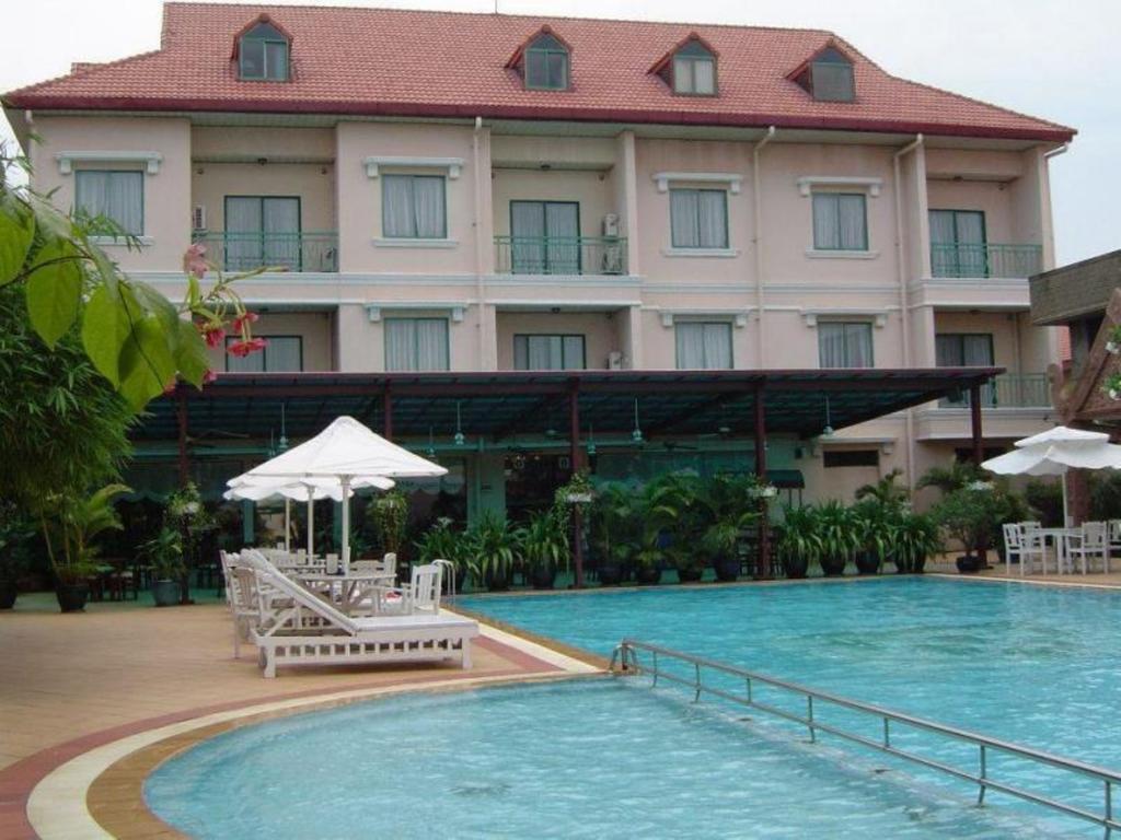 Imperial Boutique Hotel Пномпень Экстерьер фото