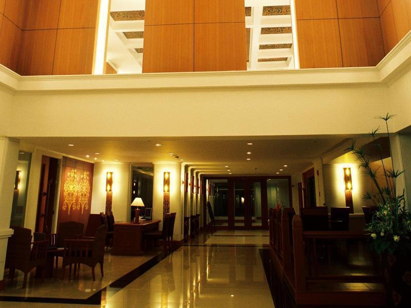 Отель Viangbua Mansion Чиангмай Экстерьер фото
