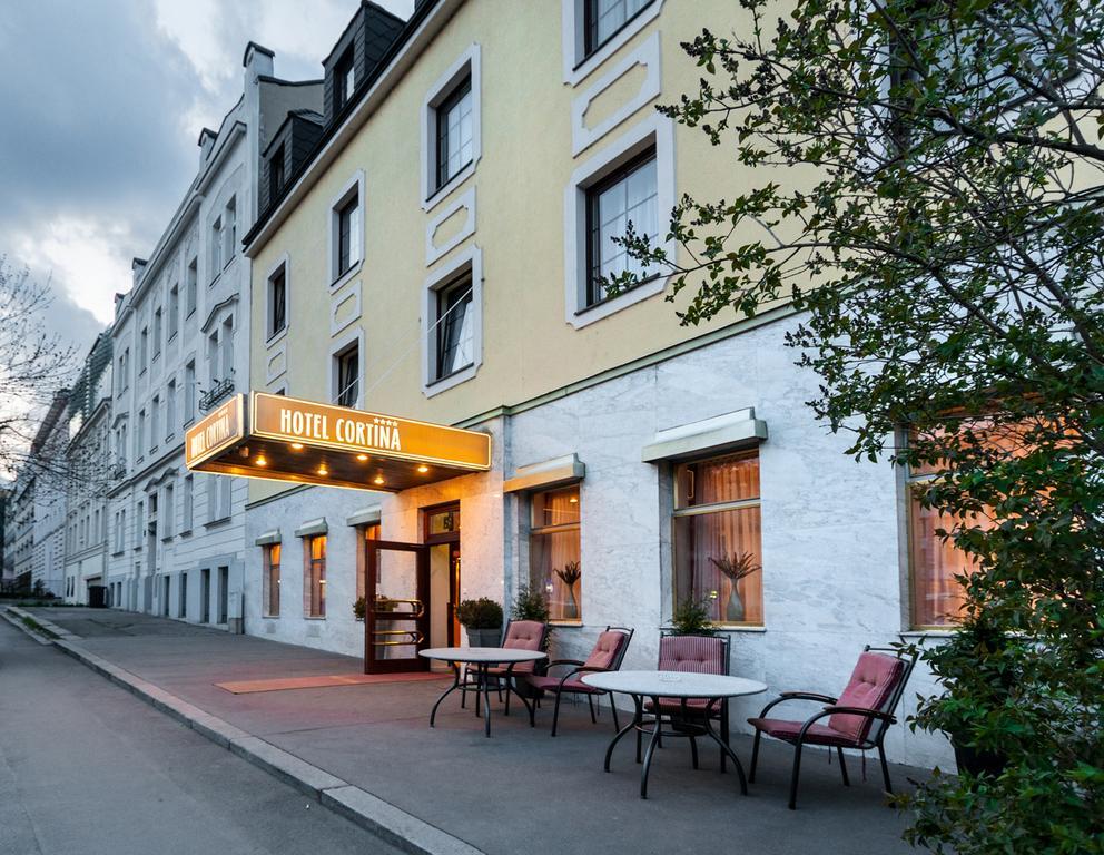 Club Hotel Cortina Вена Экстерьер фото