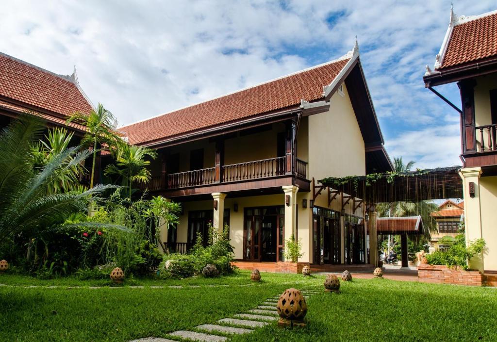 Sada Hotel Луангпхабанг Экстерьер фото
