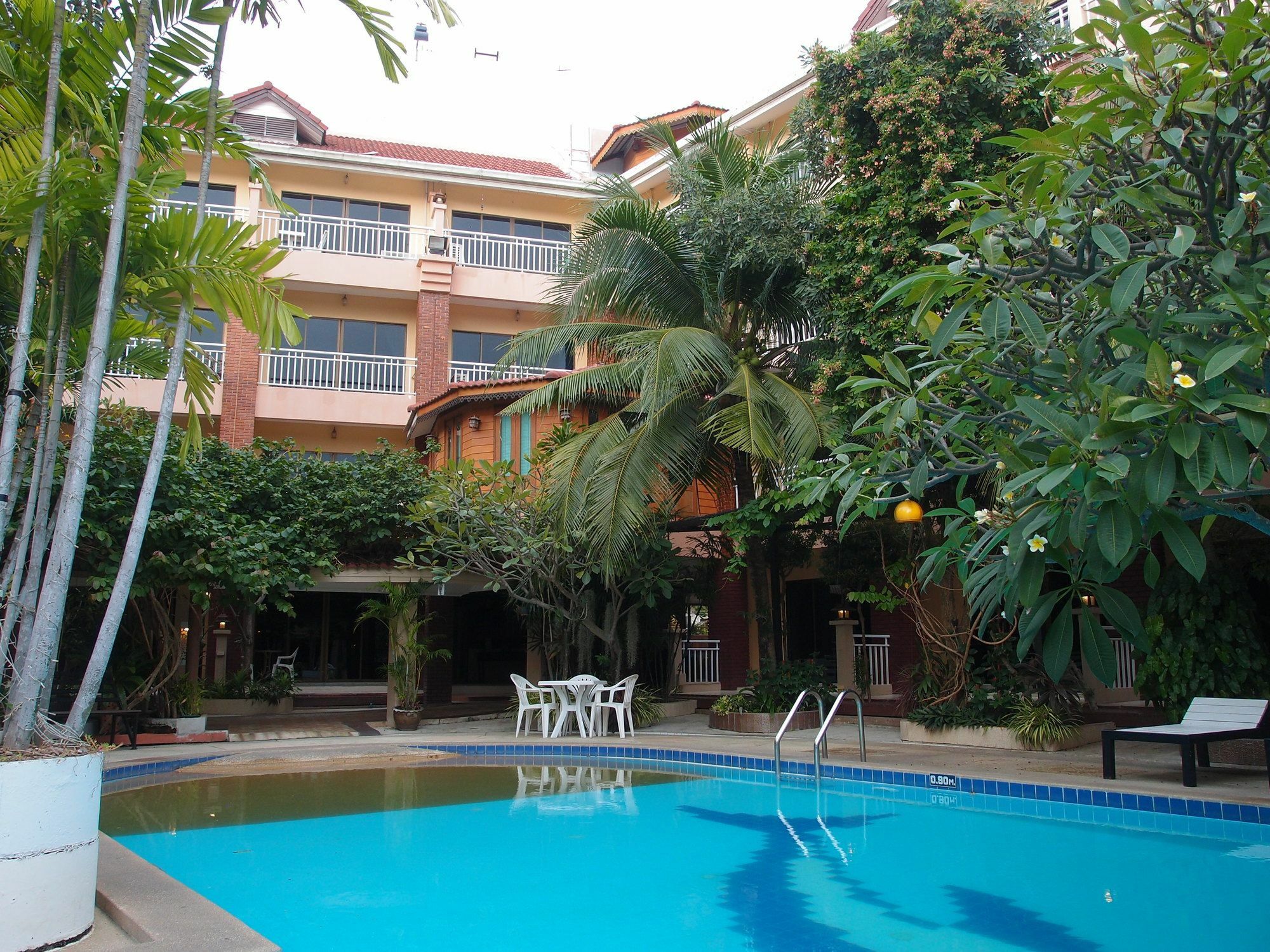 Blue Garden Resort Pattaya Джомтьен Экстерьер фото