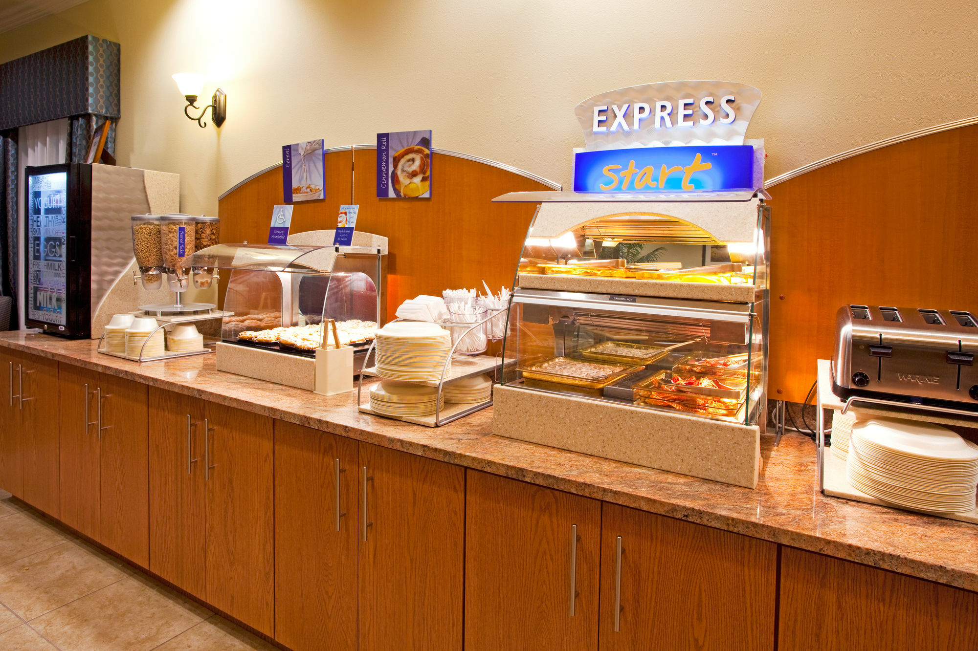 Holiday Inn Express & Suites - Valdosta, An Ihg Hotel Экстерьер фото
