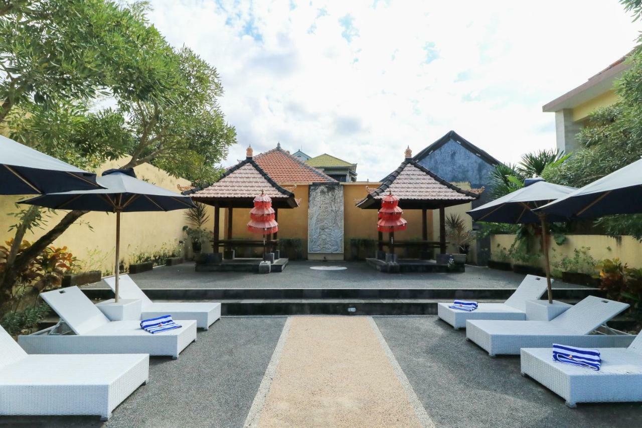 Bali Mega Hotel Джимбаран Экстерьер фото