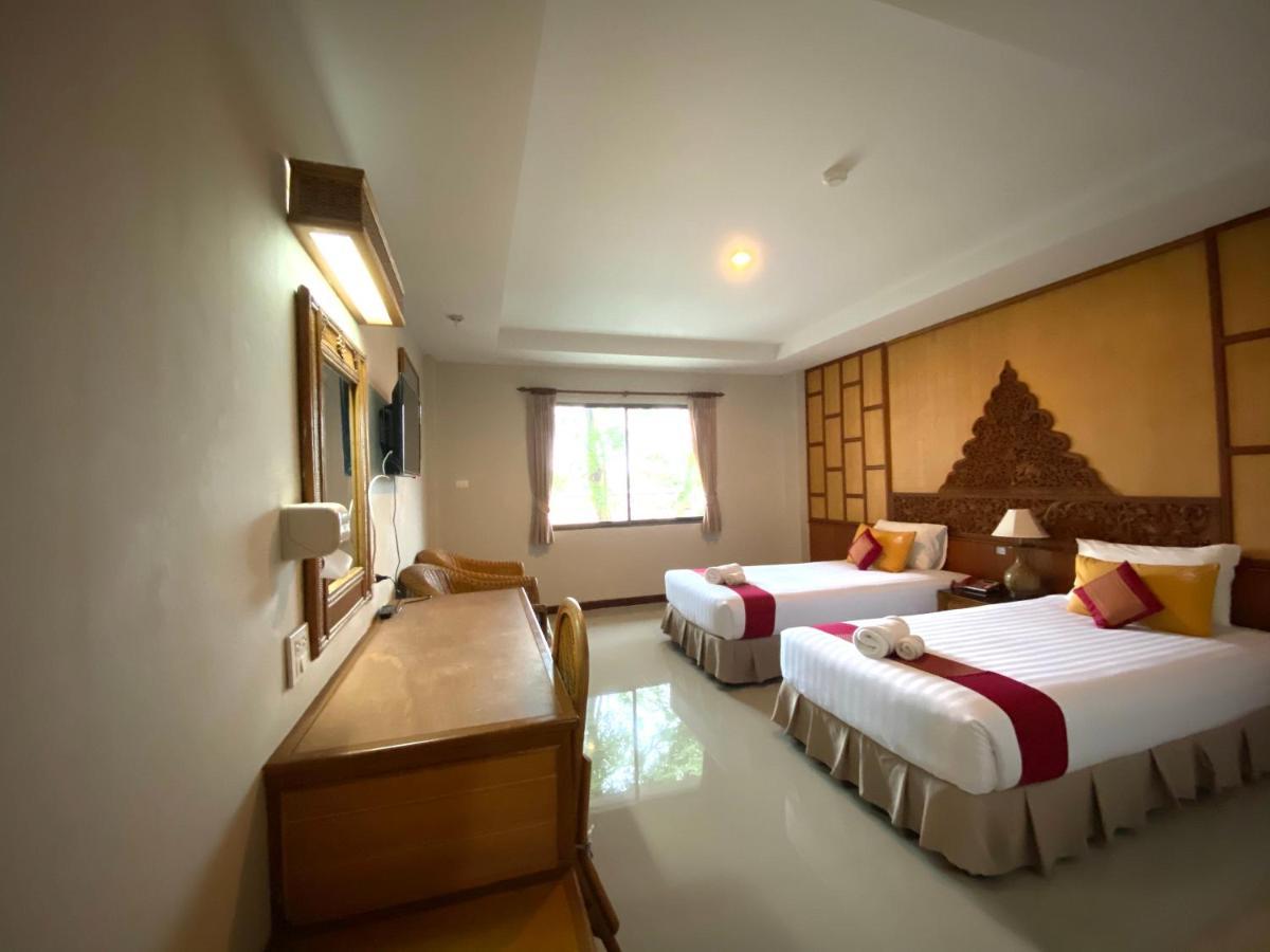100 Islands Resort & Spa Сураттхани Экстерьер фото