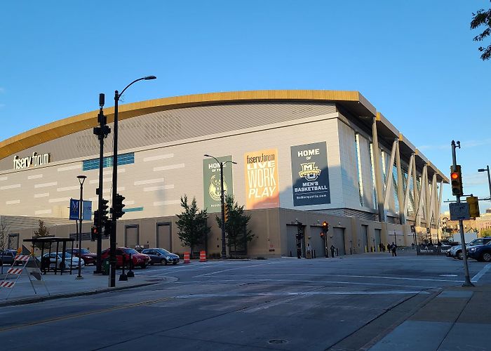 Fiserv Forum photo