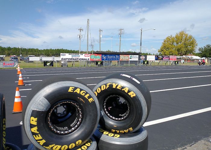 Gainesville Raceway photo