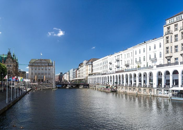 Alsterarkaden Alsterarkaden - Hamburg - Arrivalguides.com photo