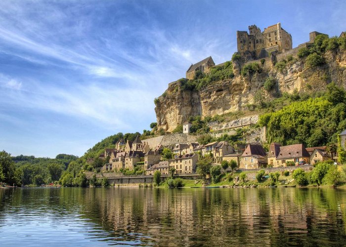 chateau de Beynac Guided tour of Beynac-et-Cazenac - Guided tours in South of France photo